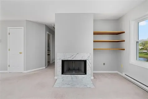 1 Willow Glen Circle Warwick RI 02889