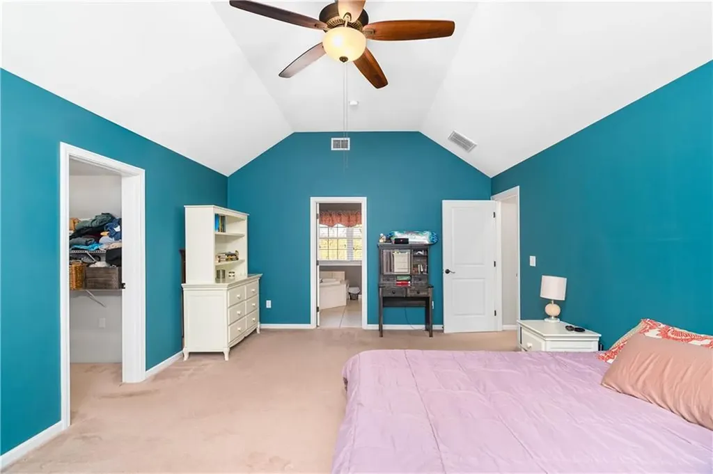 435 Cottrell Road Tiverton RI 02878