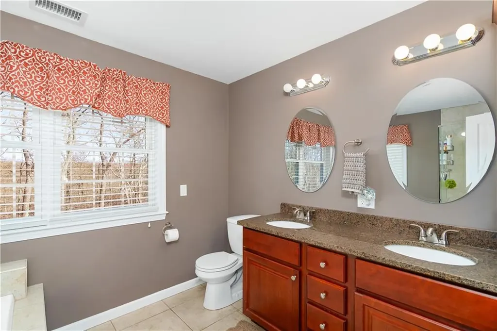435 Cottrell Road Tiverton RI 02878