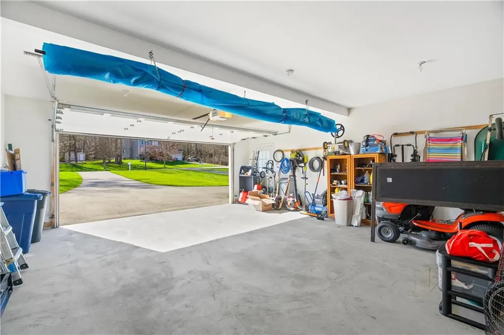 435 Cottrell Road Tiverton RI 02878