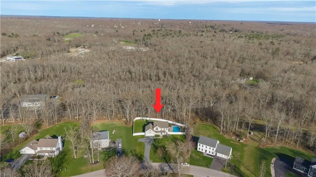 435 Cottrell Road Tiverton RI 02878