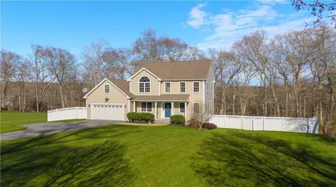 435 Cottrell Road Tiverton RI 02878