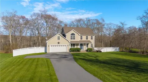 435 Cottrell Road Tiverton RI 02878