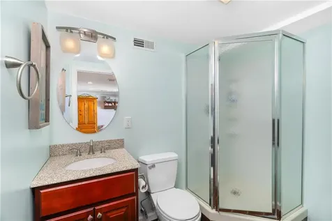 435 Cottrell Road Tiverton RI 02878