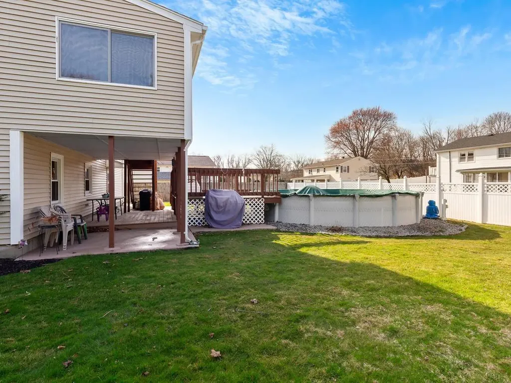 4 Sprague Circle Johnston RI 02919