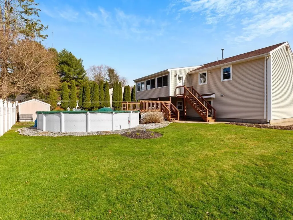 4 Sprague Circle Johnston RI 02919