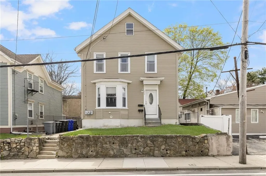 228 Woonasquatucket Avenue North Providence RI 02911
