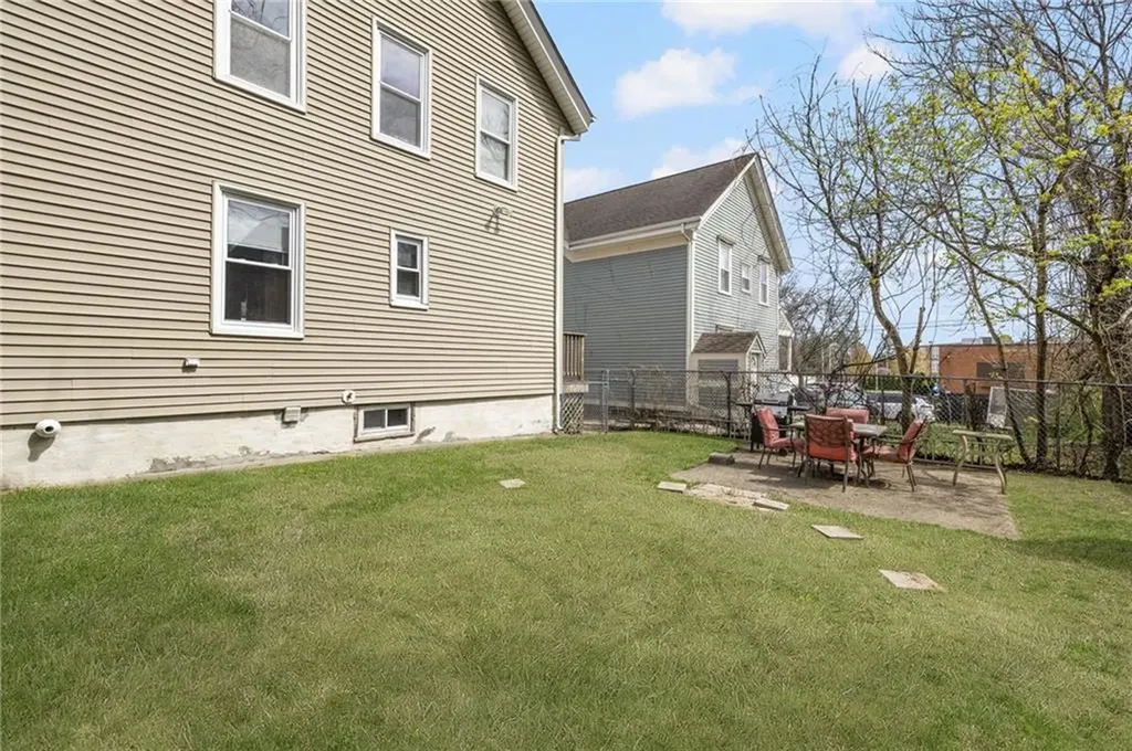 228 Woonasquatucket Avenue North Providence RI 02911