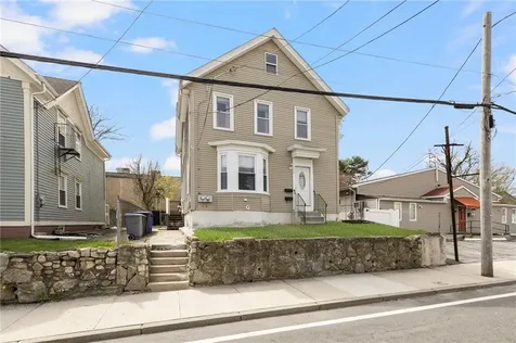 228 Woonasquatucket Avenue North Providence RI 02911