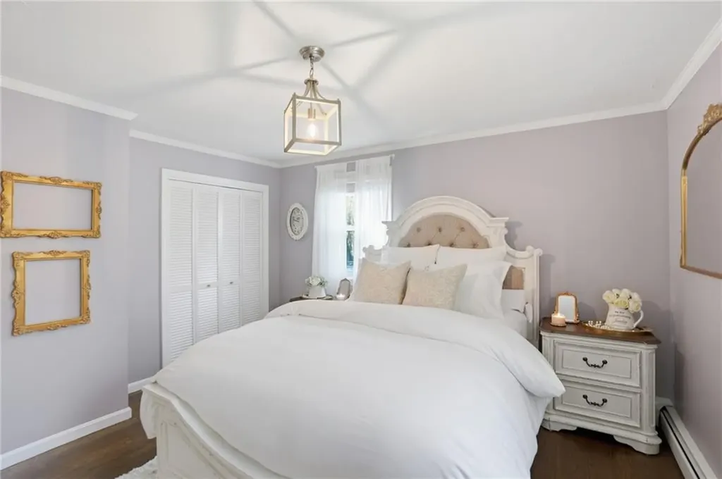 75 Oak Dell Circle East Greenwich RI 02818