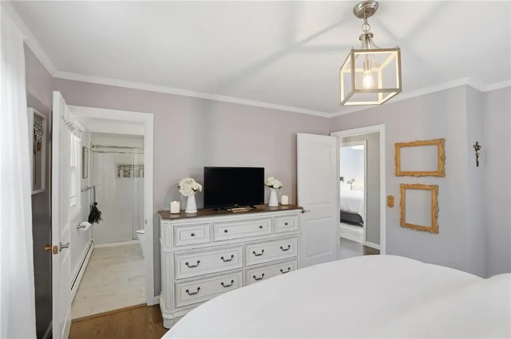 75 Oak Dell Circle East Greenwich RI 02818