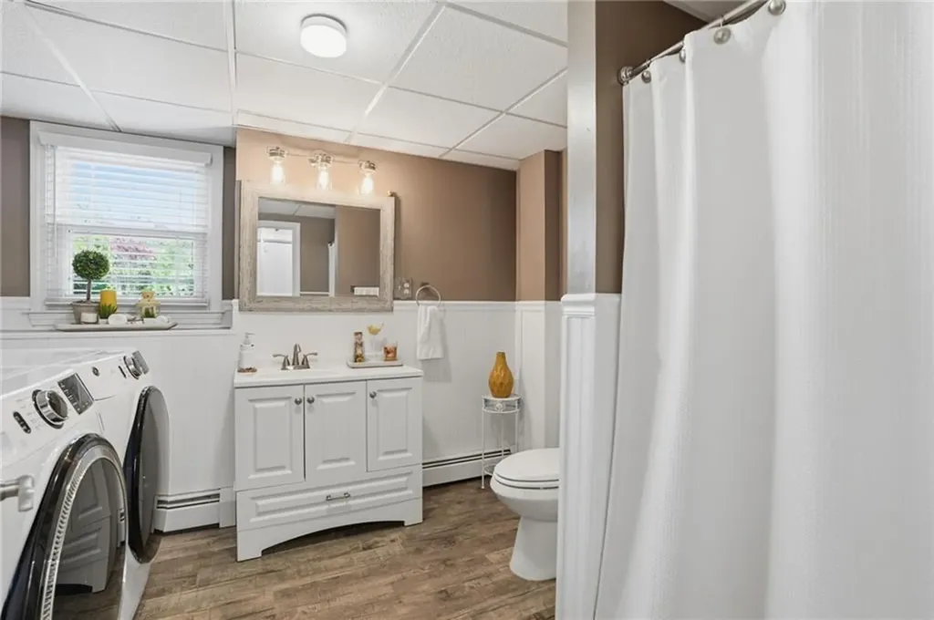 75 Oak Dell Circle East Greenwich RI 02818