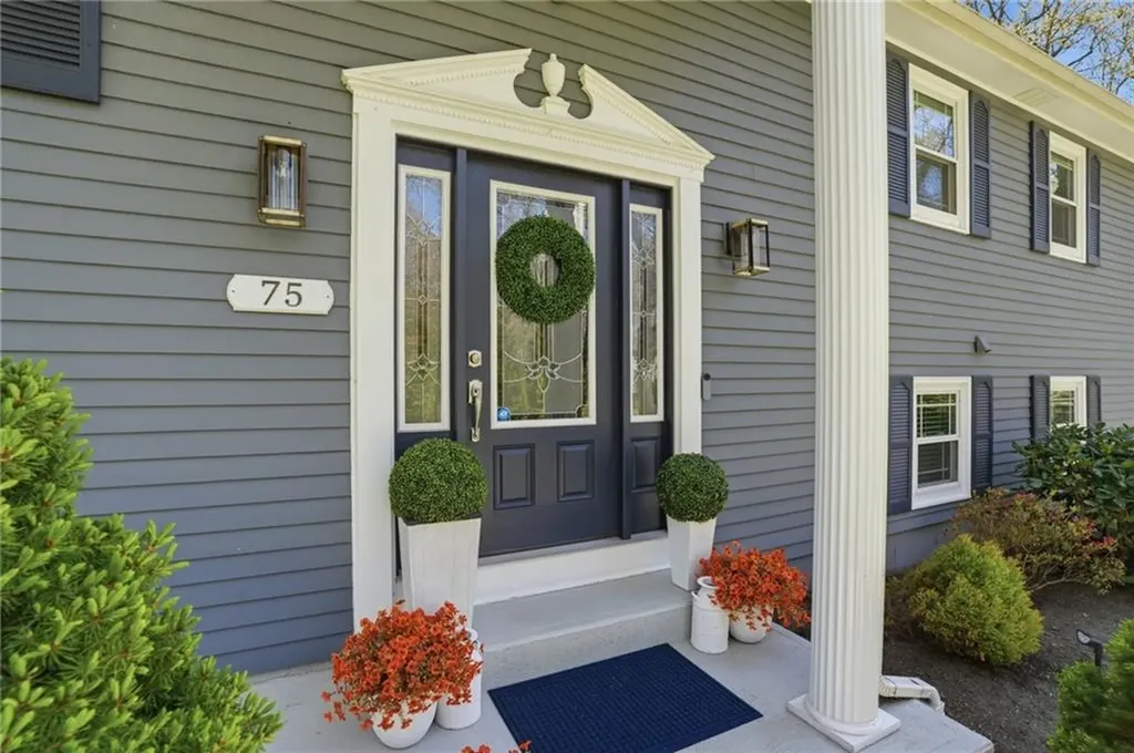 75 Oak Dell Circle East Greenwich RI 02818