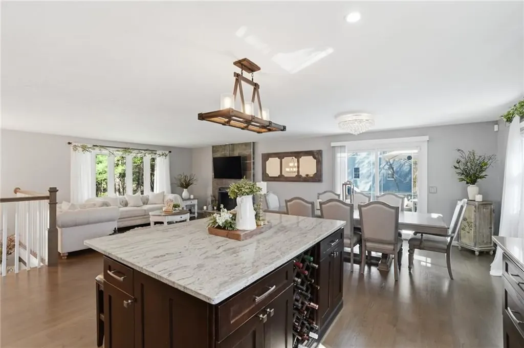 75 Oak Dell Circle East Greenwich RI 02818