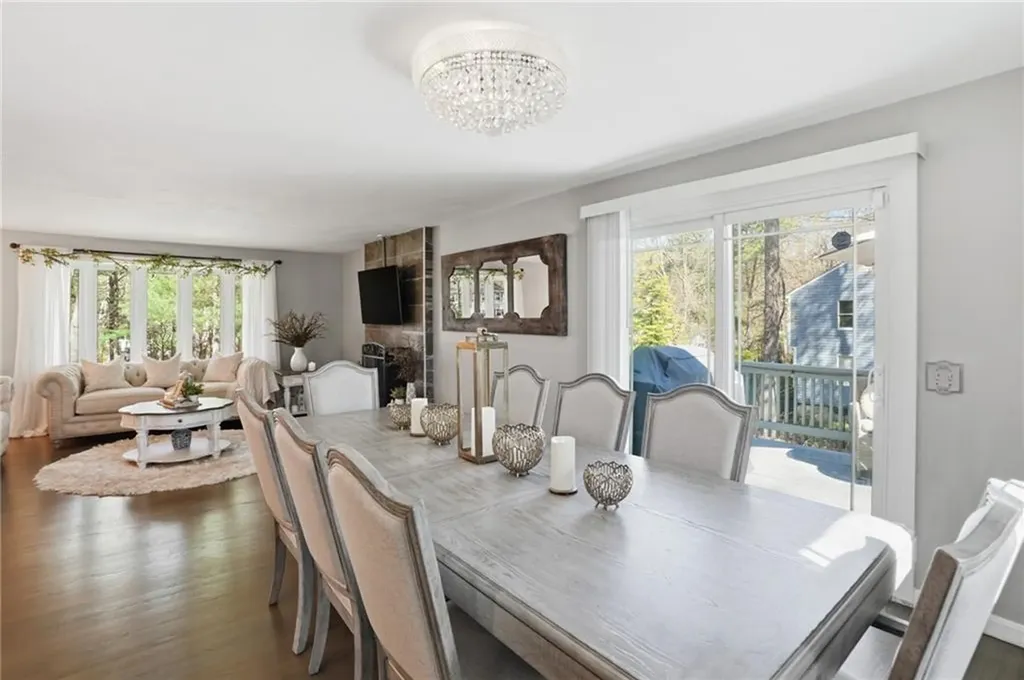 75 Oak Dell Circle East Greenwich RI 02818