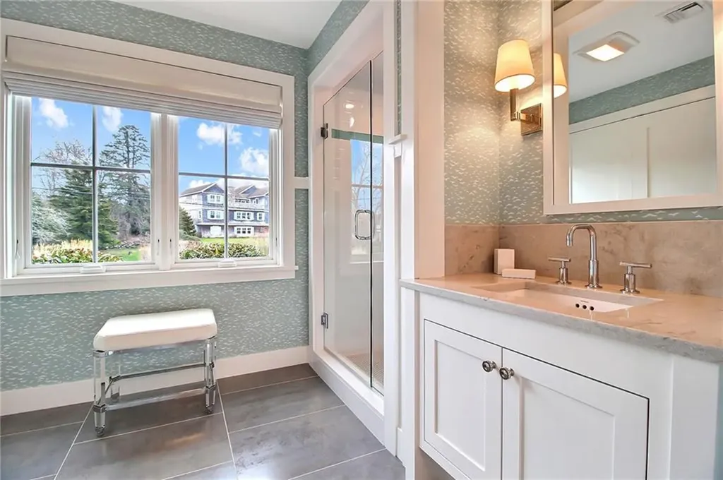 111 Avondale Road Westerly RI 02891