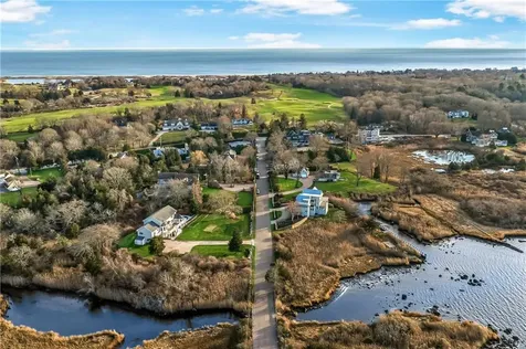 111 Avondale Road Westerly RI 02891
