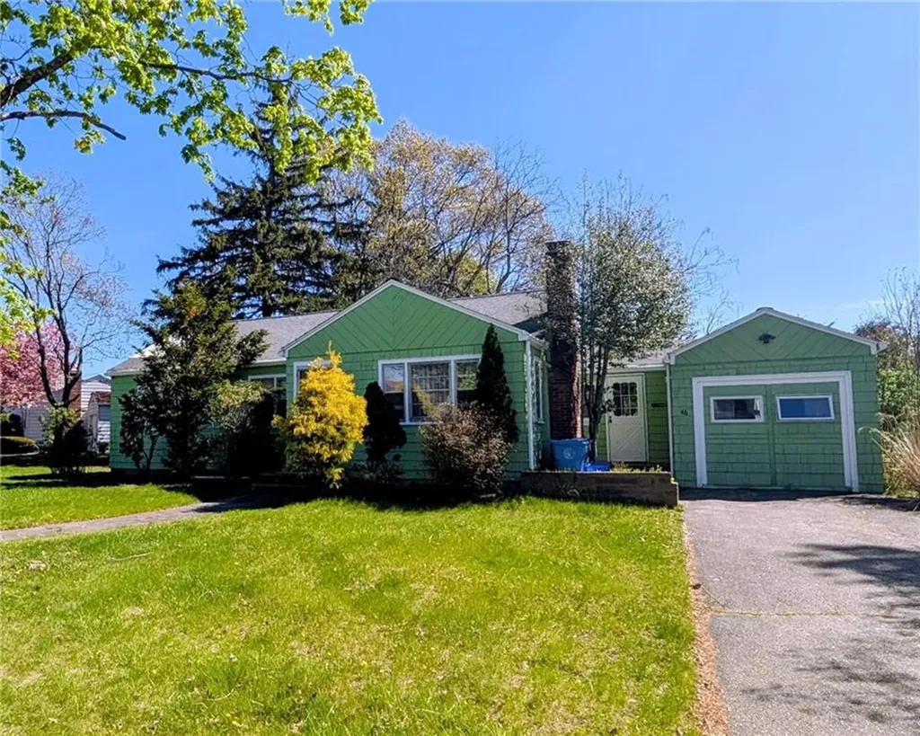 46 Eden Crest Drive Cranston RI 02921