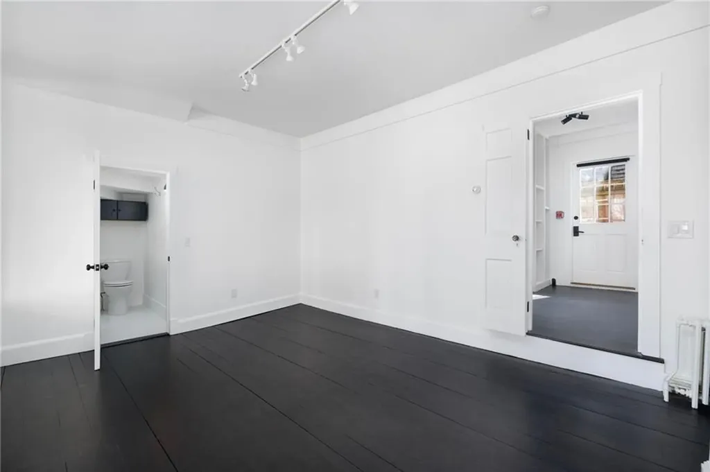 138 Spring Street Newport RI 02840