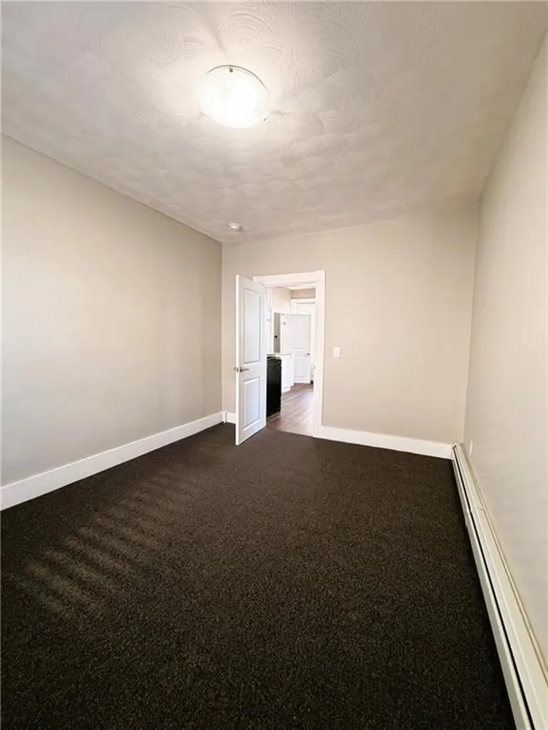 528 Privilege Street Woonsocket RI 02895