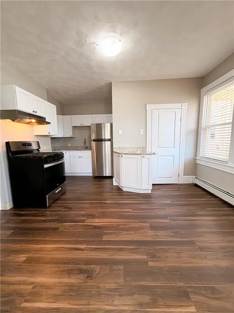 528 Privilege Street Woonsocket RI 02895