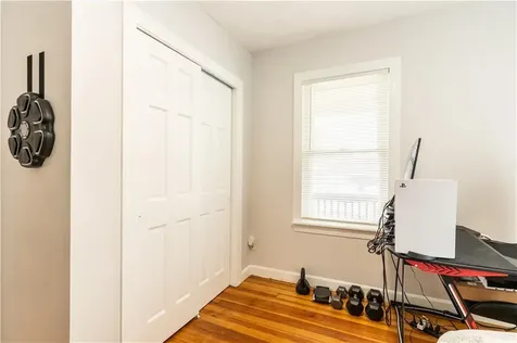 131 Roma Street East Providence RI 02914