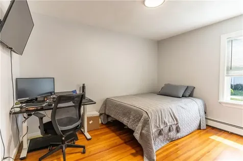 131 Roma Street East Providence RI 02914