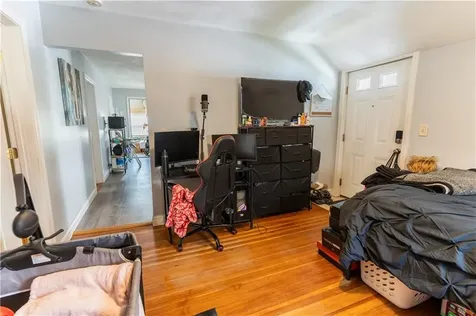 131 Roma Street East Providence RI 02914