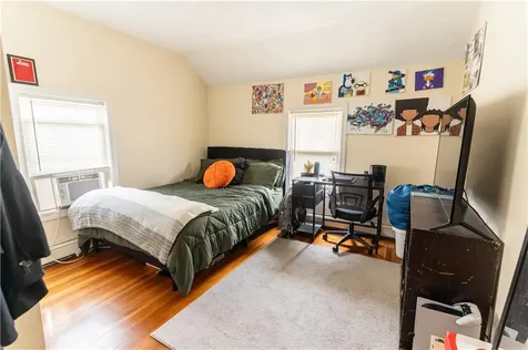 131 Roma Street East Providence RI 02914