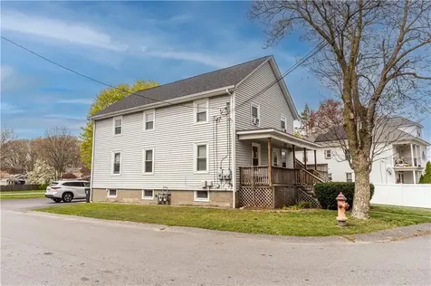 131 Roma Street East Providence RI 02914