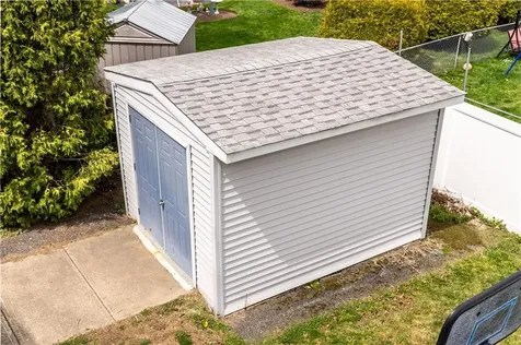 131 Roma Street East Providence RI 02914