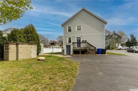 131 Roma Street East Providence RI 02914