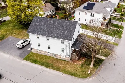 131 Roma Street East Providence RI 02914