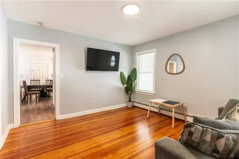 131 Roma Street East Providence RI 02914
