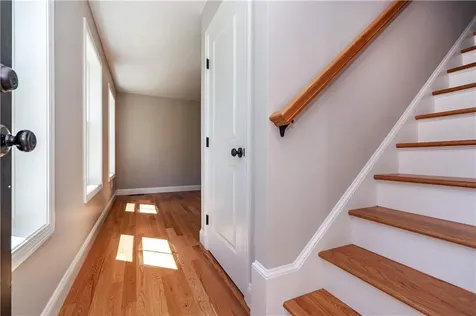 83 Cadora Avenue Warwick RI 02886
