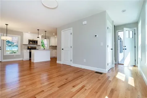 83 Cadora Avenue Warwick RI 02886