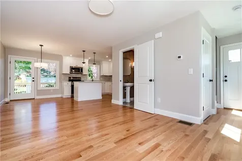 83 Cadora Avenue Warwick RI 02886