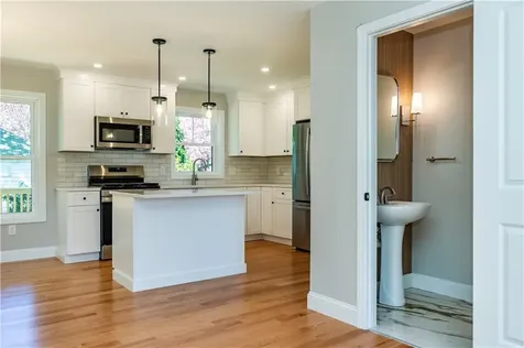 83 Cadora Avenue Warwick RI 02886