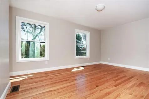 83 Cadora Avenue Warwick RI 02886