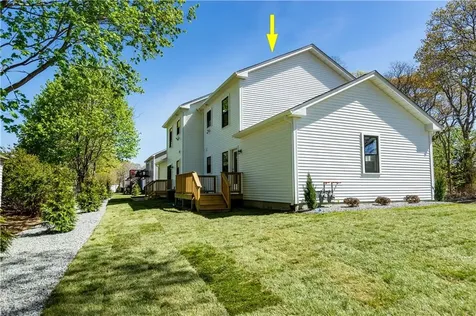 83 Cadora Avenue Warwick RI 02886