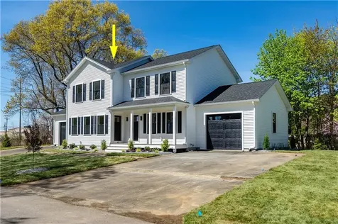 83 Cadora Avenue Warwick RI 02886