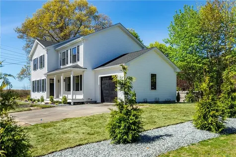 83 Cadora Avenue Warwick RI 02886