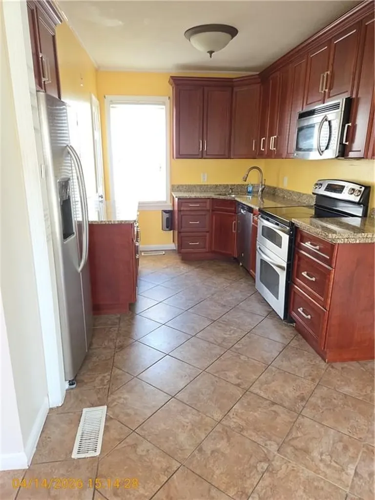 70 Perkins Avenue Cranston RI 02910