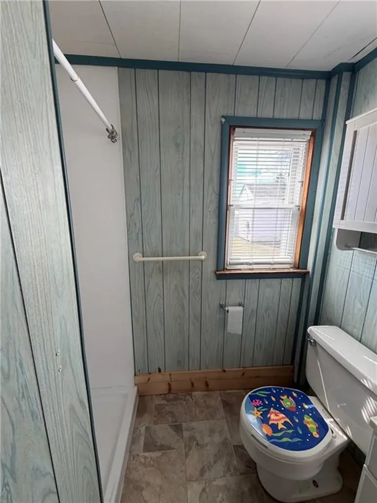 2 Robertson Road Narragansett RI 02882