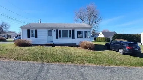2 Robertson Road Narragansett RI 02882