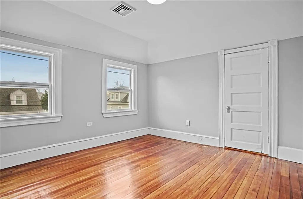141 Briggs Street Providence RI 02905