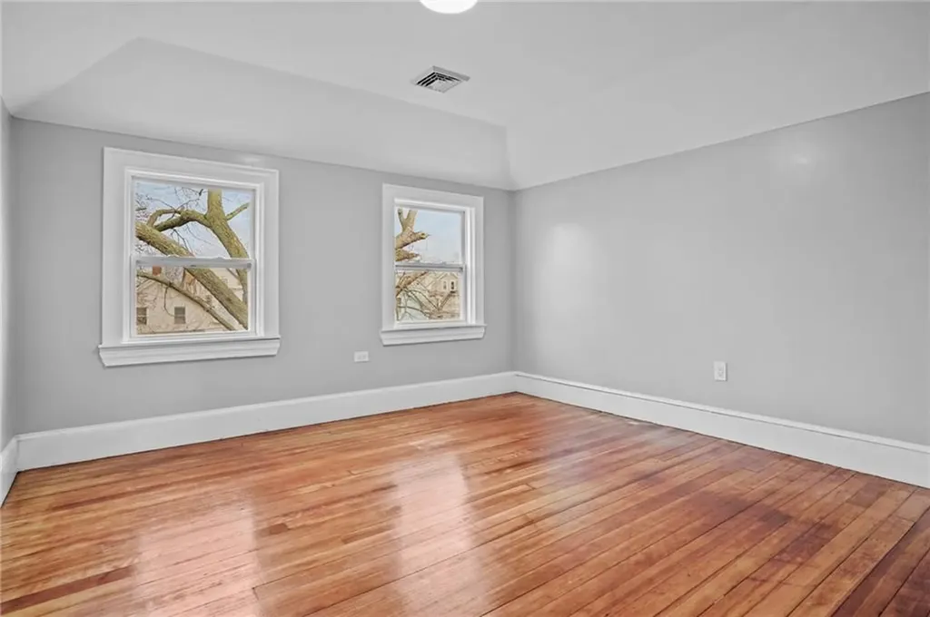 141 Briggs Street Providence RI 02905