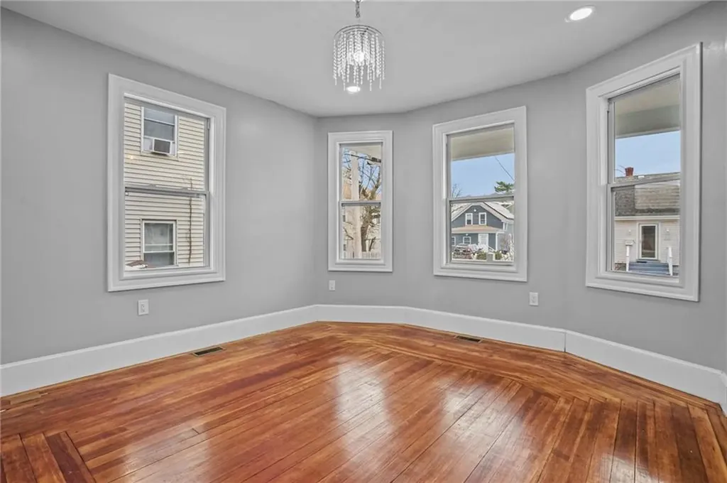 141 Briggs Street Providence RI 02905