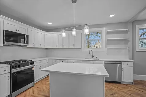 141 Briggs Street Providence RI 02905