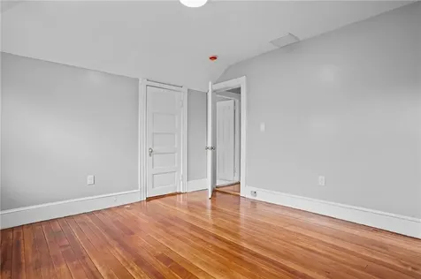 141 Briggs Street Providence RI 02905